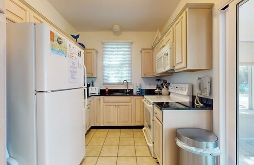Summer Village Cabaña | Seaside Cottage at Summer Village w/ pool, hot tub, tennis, playground and more