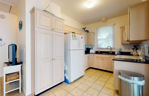 Summer Village Cabaña | Seaside Cottage at Summer Village w/ pool, hot tub, tennis, playground and more