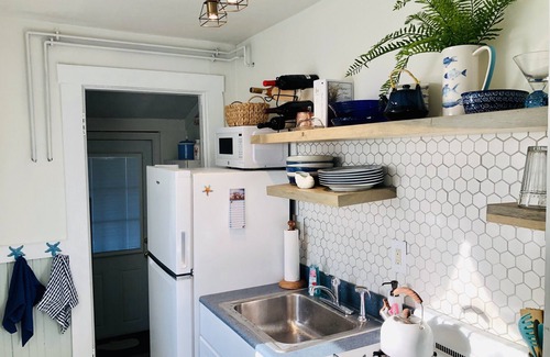 Fairhaven Casa | Seaside Cottage Steps to Beach/Close to Ferry to Martha's Vineyard & Nantucket