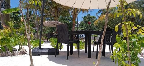 Dhangethi Casa | Seaside Dhangethi Inn