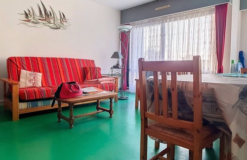 Courseulles-sur-Mer Apartamento | Apartamento dúplex cerca del mar para 8 personas