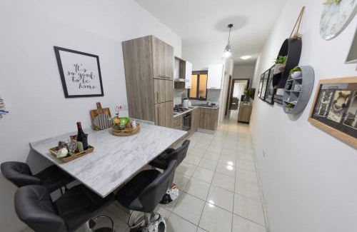Birzebbuga Apartamento | Seaside Escape Birzebbuga