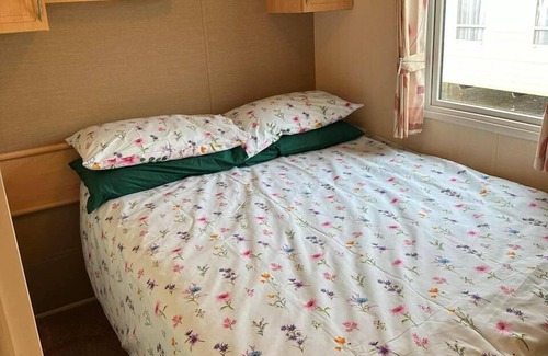 Clacton-on-Sea Cabina | Seaside Escape Lodge at Martello Beach, Jaywick