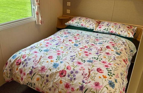 Clacton-on-Sea Cabina | Seaside Escape Lodge at Martello Beach, Jaywick