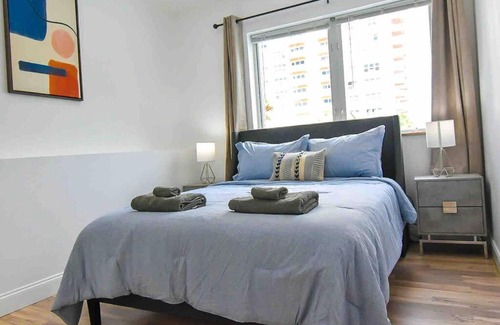 Birch Park Finger Streets Apartamento | Seaside Escape Steps to Beach, Dining, Shopping and Las Olas!