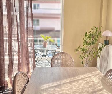 Olymbiaki Akti Apartamento | Seaside Family Home with Wraparound Balcony - Blue Zone Homes