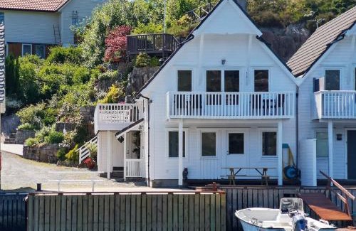 Bomlo Casa | Seaside Fisherman s Haven-By Traum
