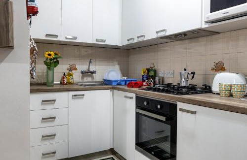 Għadira Apartamento | Seaside Flat with Scenic Country Views