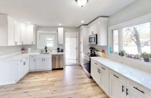 Swampscott Casa | Seaside Getaway Home, Near Salem, Comes with Free Parking & Wi-Fi!
