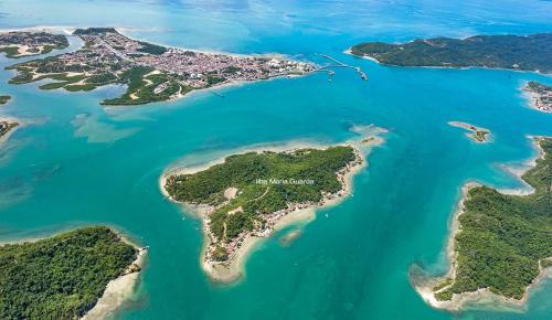 Madre de Deus Casa | Seaside Getaway Suite on Maria Guarda Island BAH078