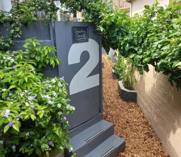 Muizenberg Apartamento | Seaside Getaway @ Swallow House Suite #2