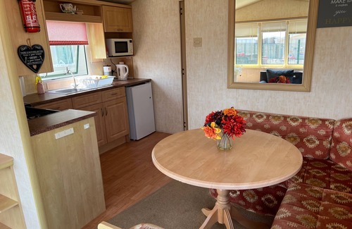 Colchester Cabina | Seaside Getaway Your Ultimate Island Retreat