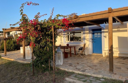 Zambujeira do Mar Casa | Seaside guest house. Carvalhal Beach