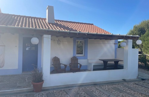 Zambujeira do Mar Casa | Seaside guesthouse on Carvalhal beach