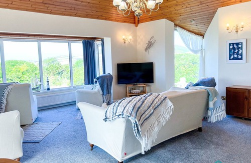 St Brides Cabaña | Seaside holiday home in Whitesands, St Davids