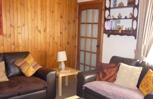 Catacol Cabaña | Seaside holiday cottage , ideal for outdoor persuits or relaxing