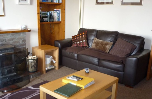 Catacol Cabaña | Seaside holiday cottage , ideal for outdoor persuits or relaxing