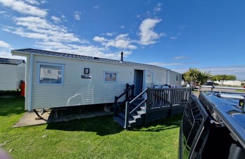 Selsey Casa | Seaside Holiday Home Inside a Resort