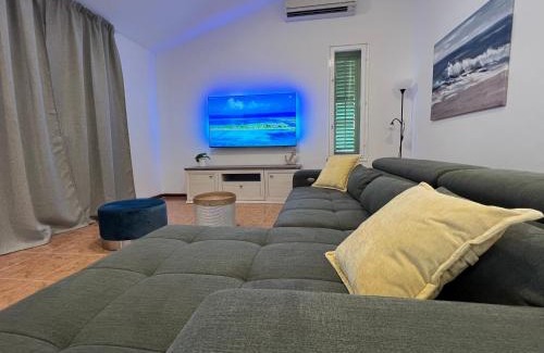 Pisak Casa | Seaside holiday house Pisak, Omis - 22862