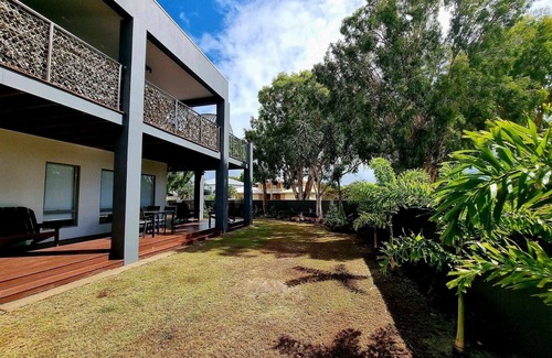 Burrum Heads Casa | Seaside Home 3BR / 2BA Kayaks, Bikes & Pet-Friendly , Wi Fi