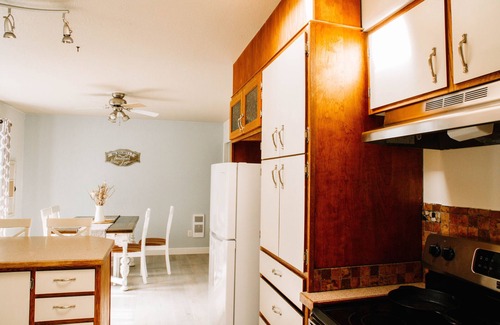Chemainus Casa | Comodidad con vista al mar para una familia numerosa