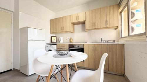 Skala Apartamento | Seaside Larnaca Makenzie- 50m to Beach