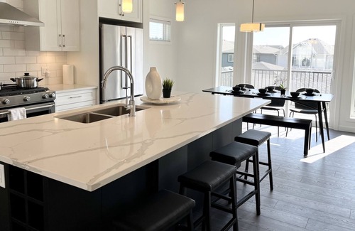 Colwood Casa | Seaside Modern Brand New Home close to Beach