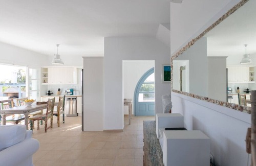 Plaka Villa | Seaside Naxos Villa Ariadne con piscina privada 4 BDR / 3 BAÑOS en Plaka Beach