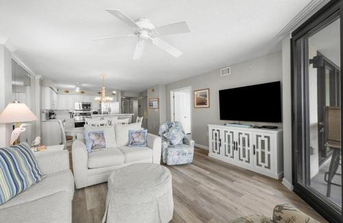 Litchfield by the Sea Casa | Seaside Paradise 3BR Condo Steps from the Beach