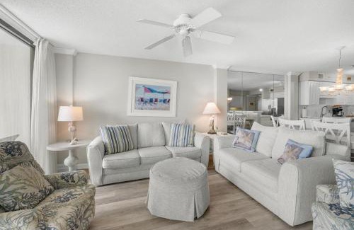 Litchfield by the Sea Casa | Seaside Paradise 3BR Condo Steps from the Beach