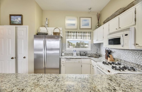 West Panama City Beach Condominio | Seaside Pointe by Book That Condo
