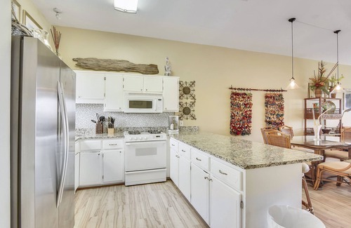 West Panama City Beach Condominio | Seaside Pointe by Book That Condo