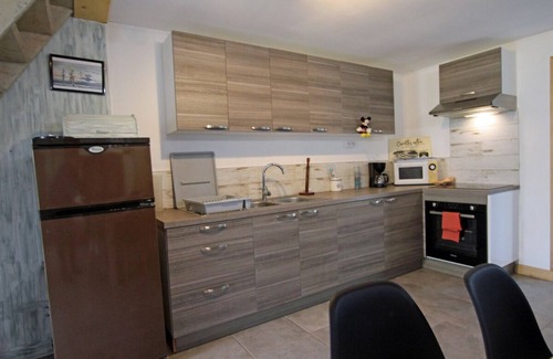 Bretteville-sur-Ay Casa | Seaside rental 5 minutes from the beach!