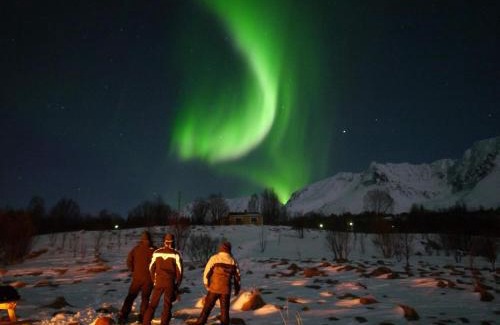 Lyngen Casa | Seaside Retreat in Lyngen-By Traum