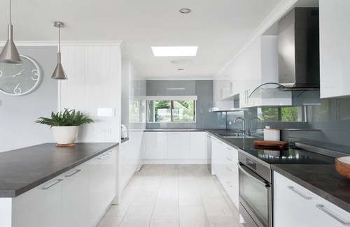 Salamander Bay Casa | Seaside Sanctuary - Waterfront Luxury Home with Heated Pool