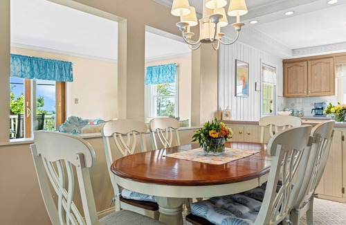 Westbrook Center Casa | Seaside Sanctuary steps from Long Island Sound
