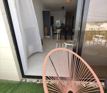 Għadira Apartamento | Seaside Serenity - A lovely apartment with views