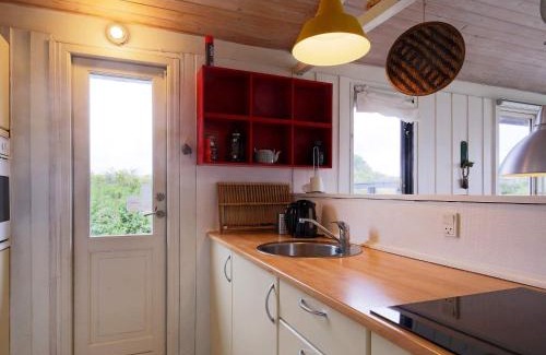 Hoensinge Casa | Seaside Serenity at Lumsas Retreat-By Traum