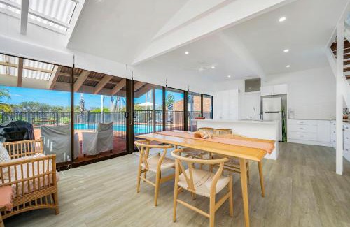 Port Macquarie Casa | Seaside Serenity
