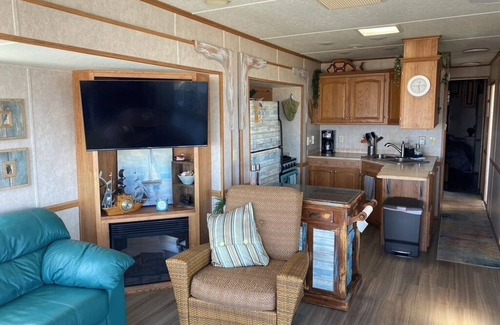 Regional District of Nanaimo Casa | Seaside Serenity. Oceanfront views of sunrise & sunset at this resort property.