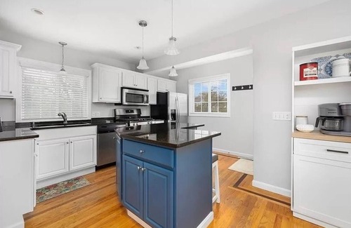 Warwick Casa | Seaside Serenity - Ocean view bliss near beach