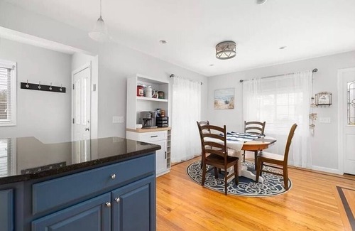 Warwick Casa | Seaside Serenity - Ocean view bliss near beach