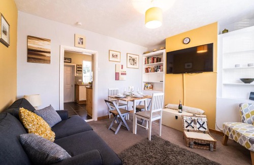 Caister-on-Sea Casa | Seaside Snug – 2 bedroom home