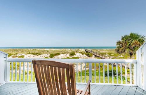 Fernandina Beach Casa | Seaside Townhouse W Pool & Beach Access