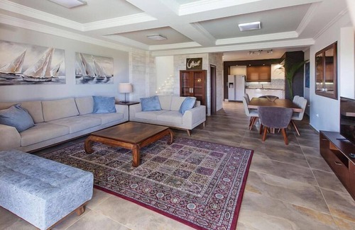 Haniotis Casa | Villa junto al mar con piscina privada