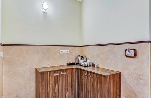 Teynampet Apartamento | Season 4 Residences Near US consulate