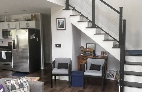 Osakis Casa | SEASONAL MONTHLY RENTAL: New modern winter home on lake Osakis.+ Sauk River.