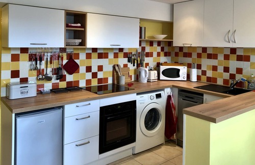 Lamalou-les-Bains Apartamento | Alquiler de temporada para huéspedes del spa y turistas