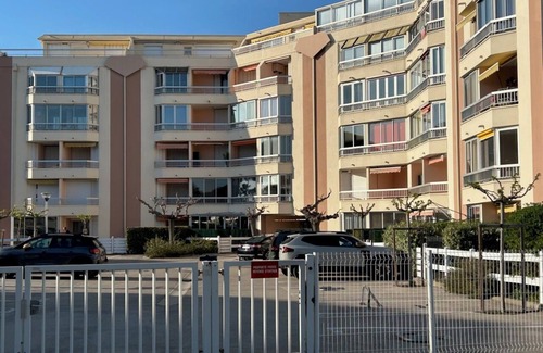 Montpellier Apartamento | Seasonal rental le grau du roi Animals accepted. 200 m from the beach