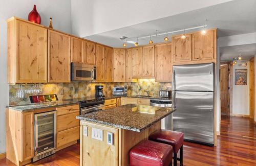 Snowmass Village Condominio | Seasons Four by Snowmass Vacations